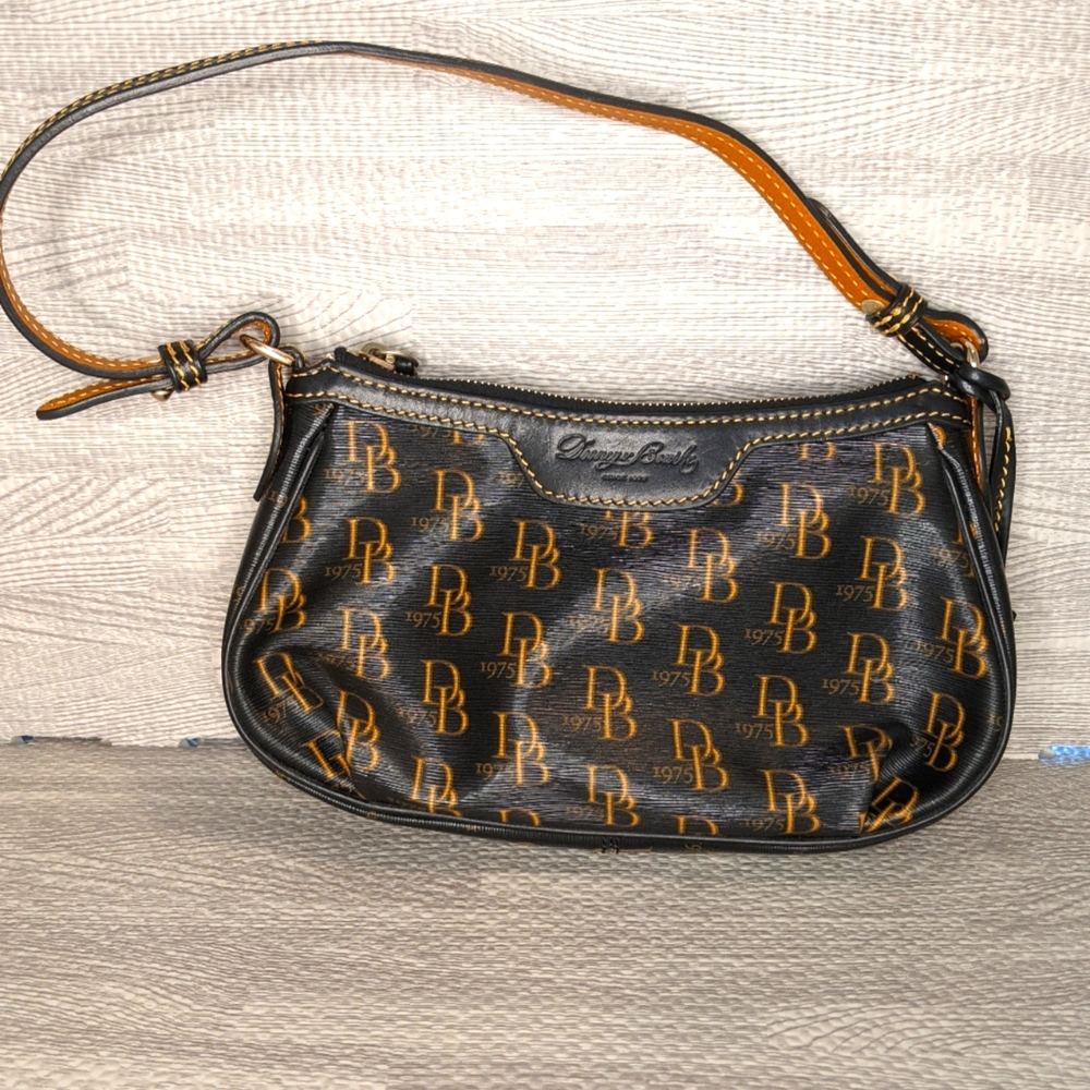 Dooney and Bourke Small Signature Shoulder Handbag